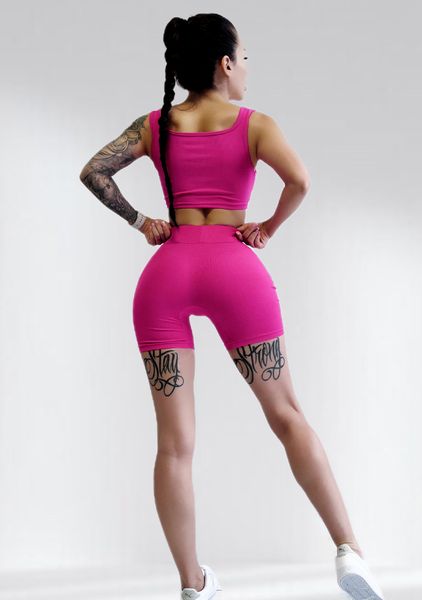 Костюм для фітнесу жіночий LILAFIT комплект шорти та топ яскраво-рожевий розмір S LFT000023 фото